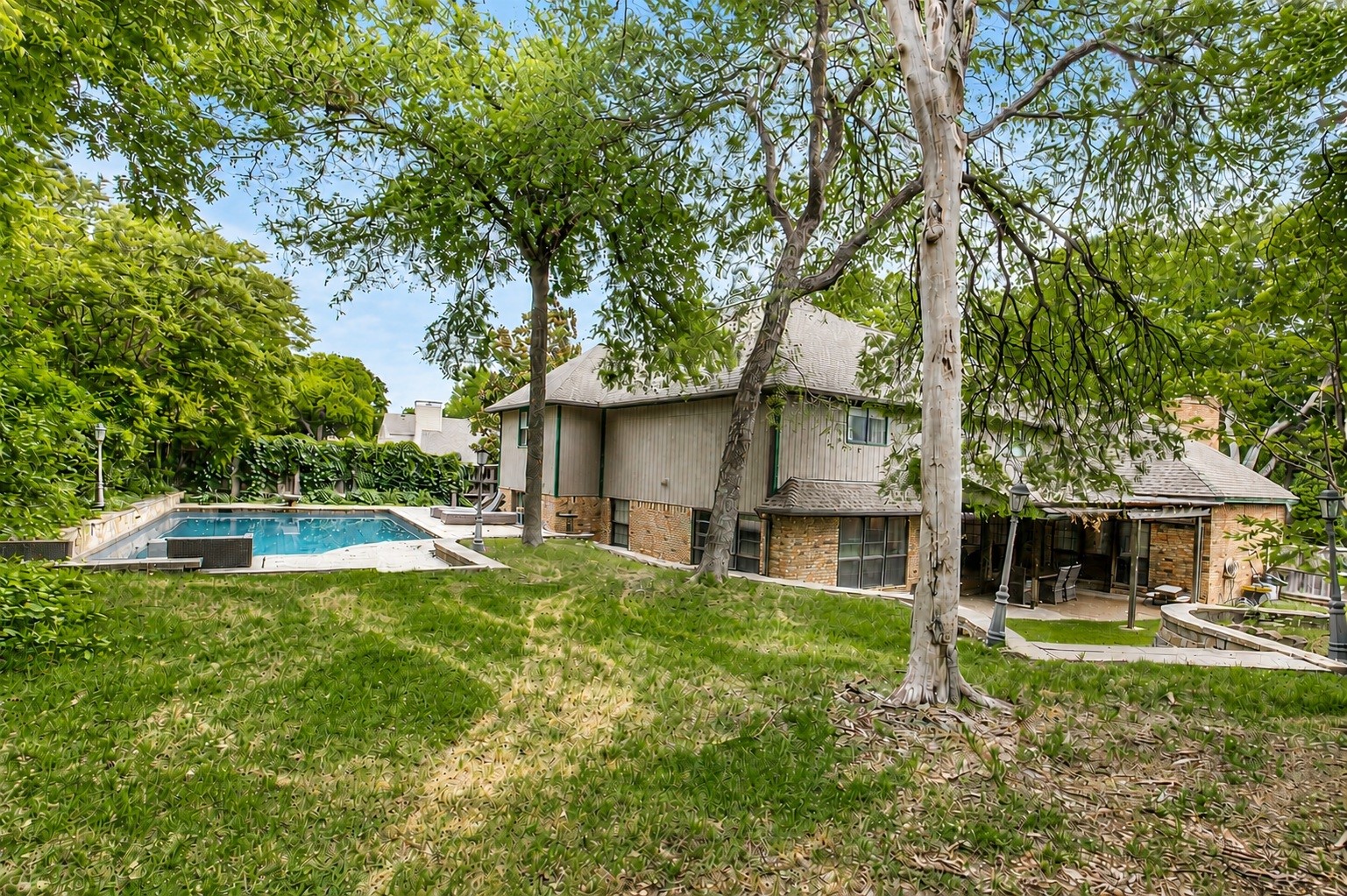 6610 Lake Shore Drive Garland TX 75044