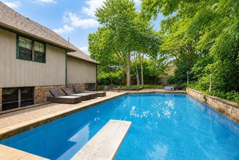 6610 Lake Shore Drive Garland TX 75044