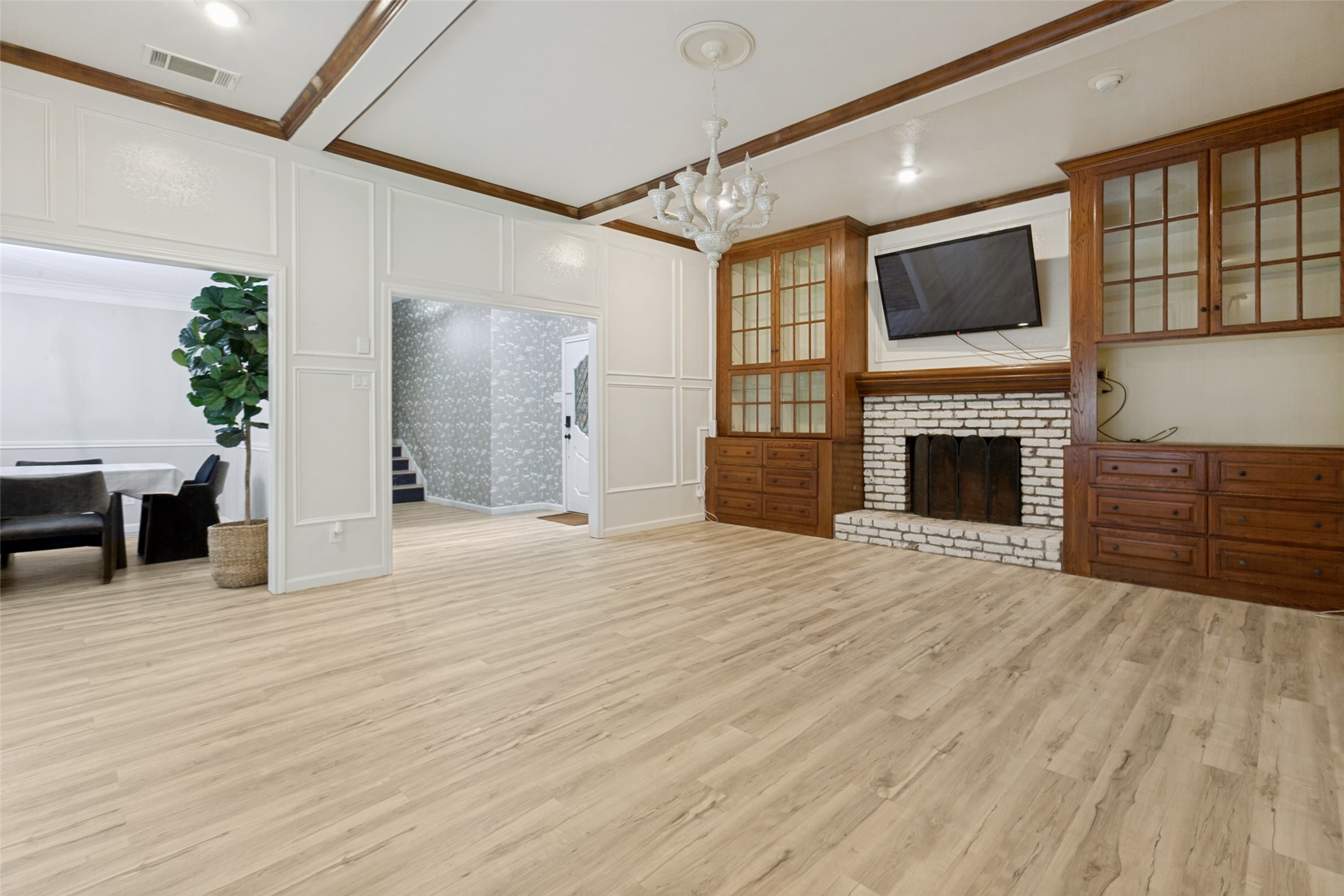 6610 Lake Shore Drive Garland TX 75044