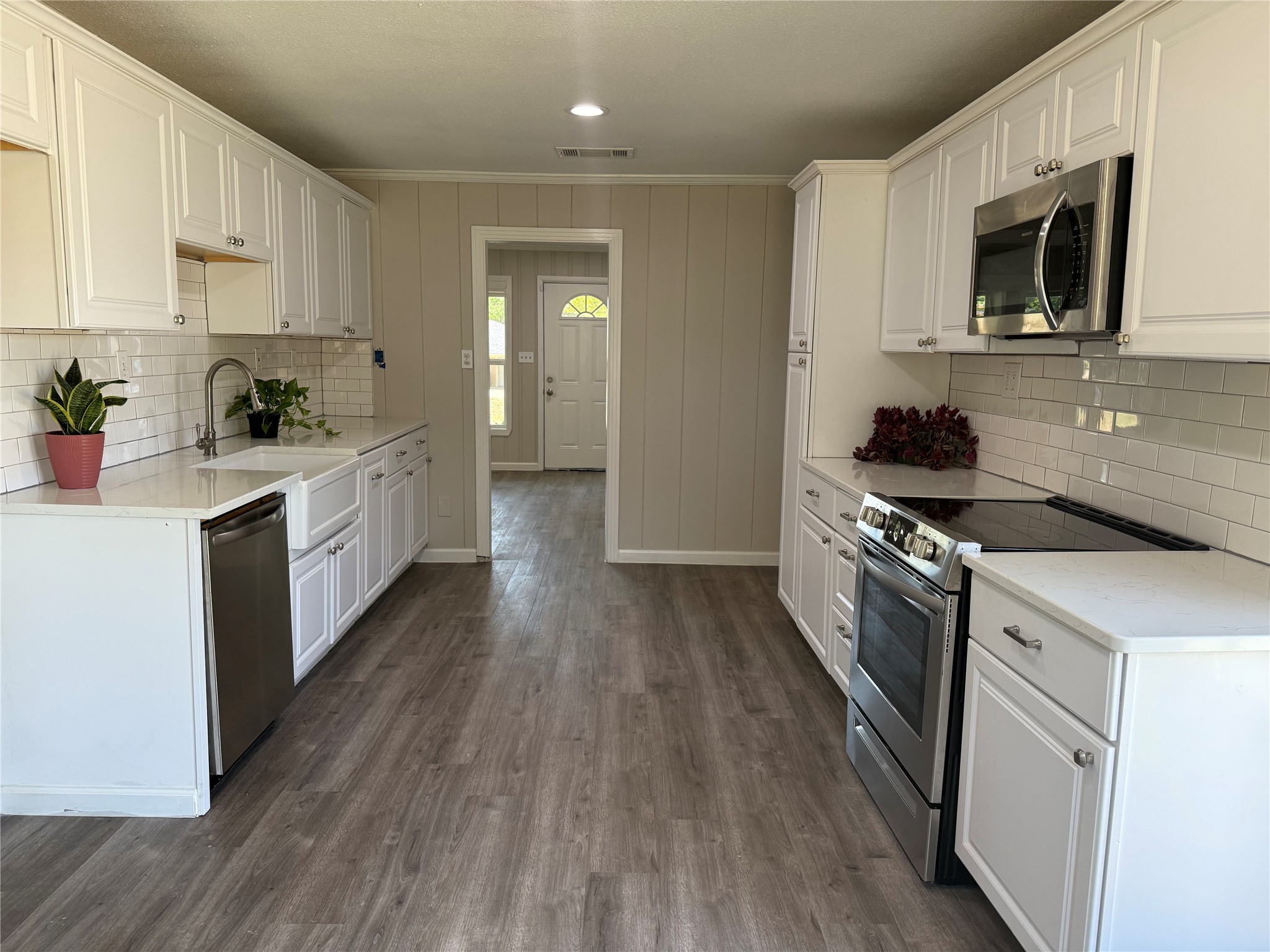 1114 N Oak Street Leonard TX 75452