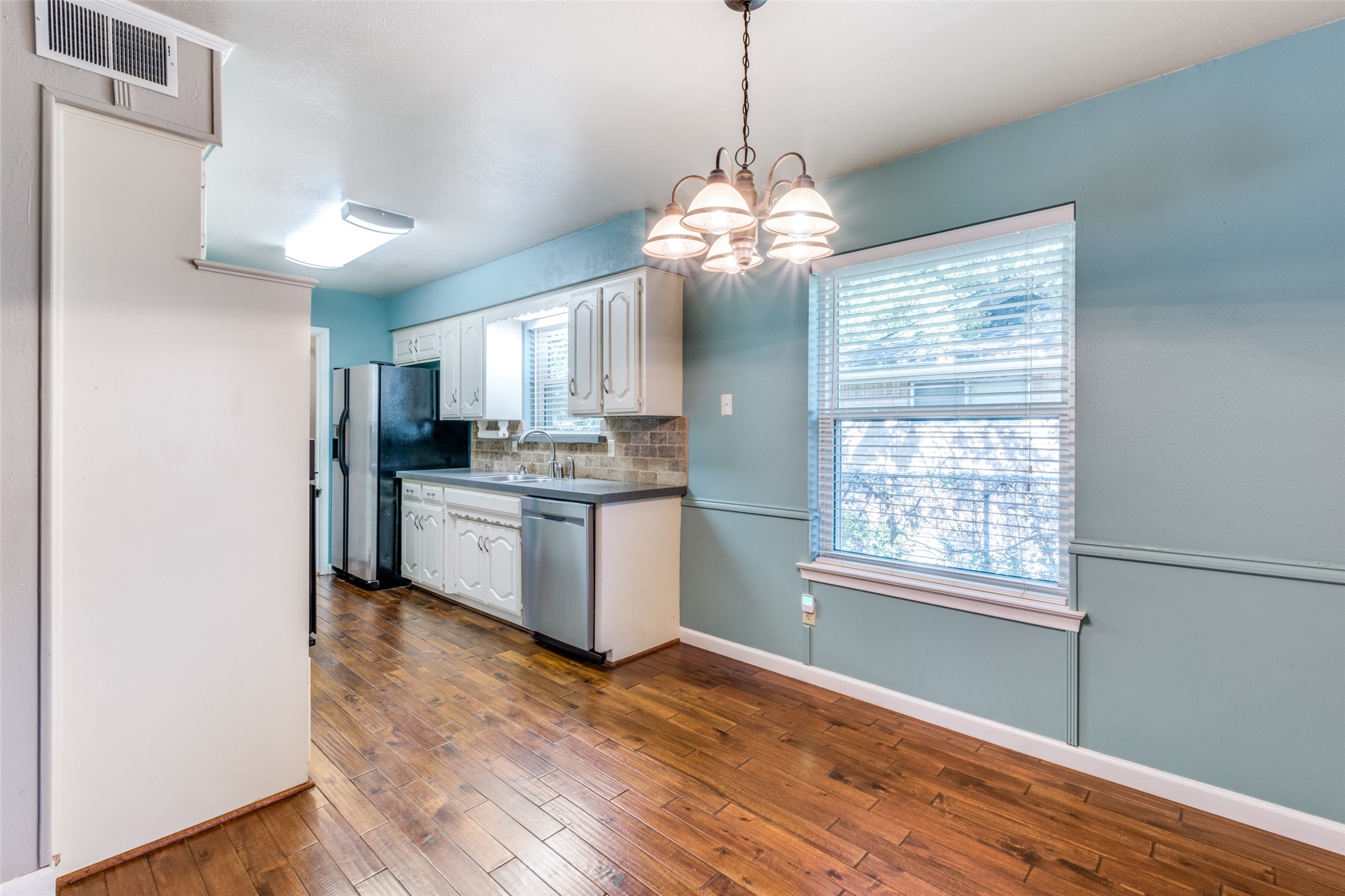 2650 Dorrington Drive Dallas TX 75228