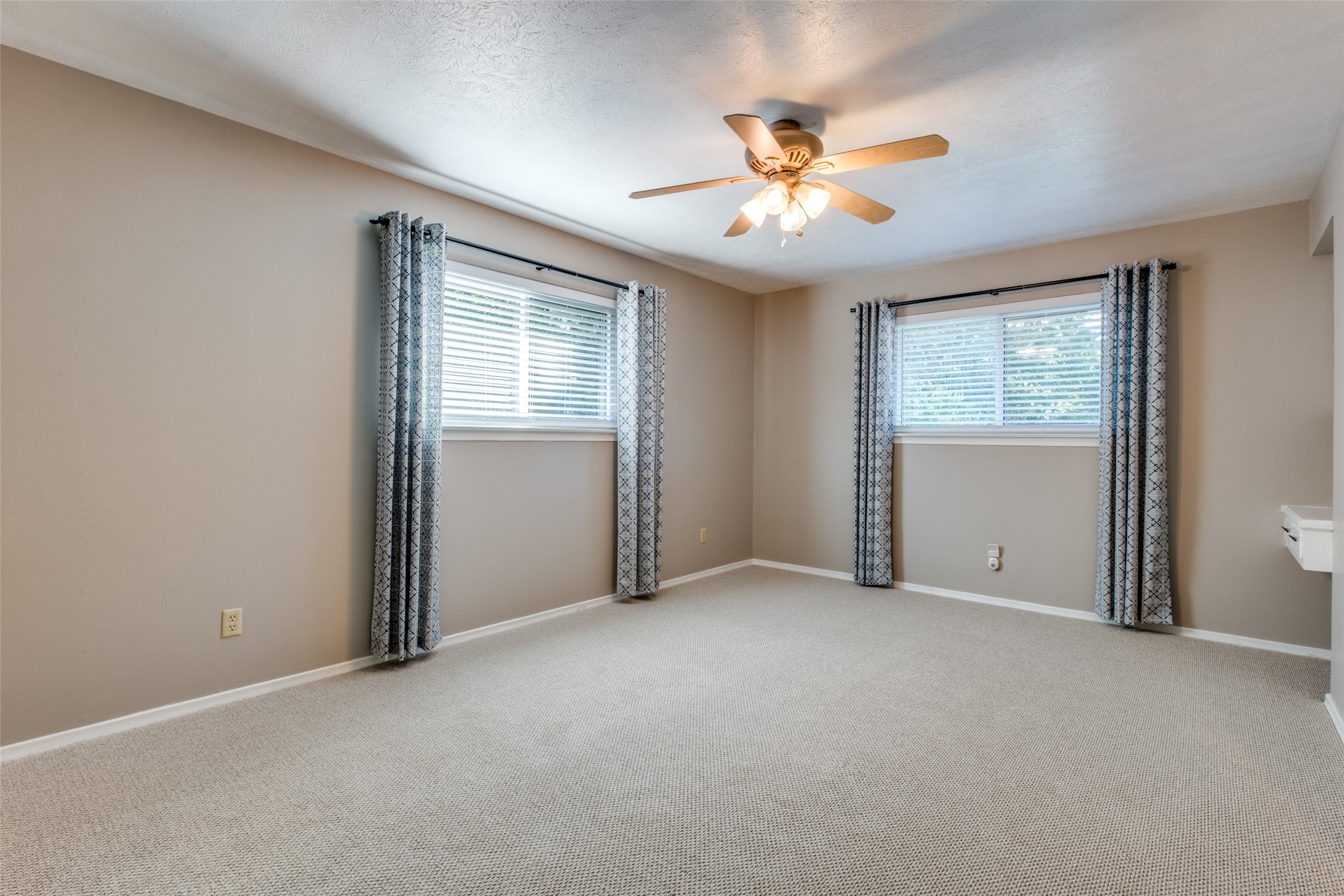 2650 Dorrington Drive Dallas TX 75228