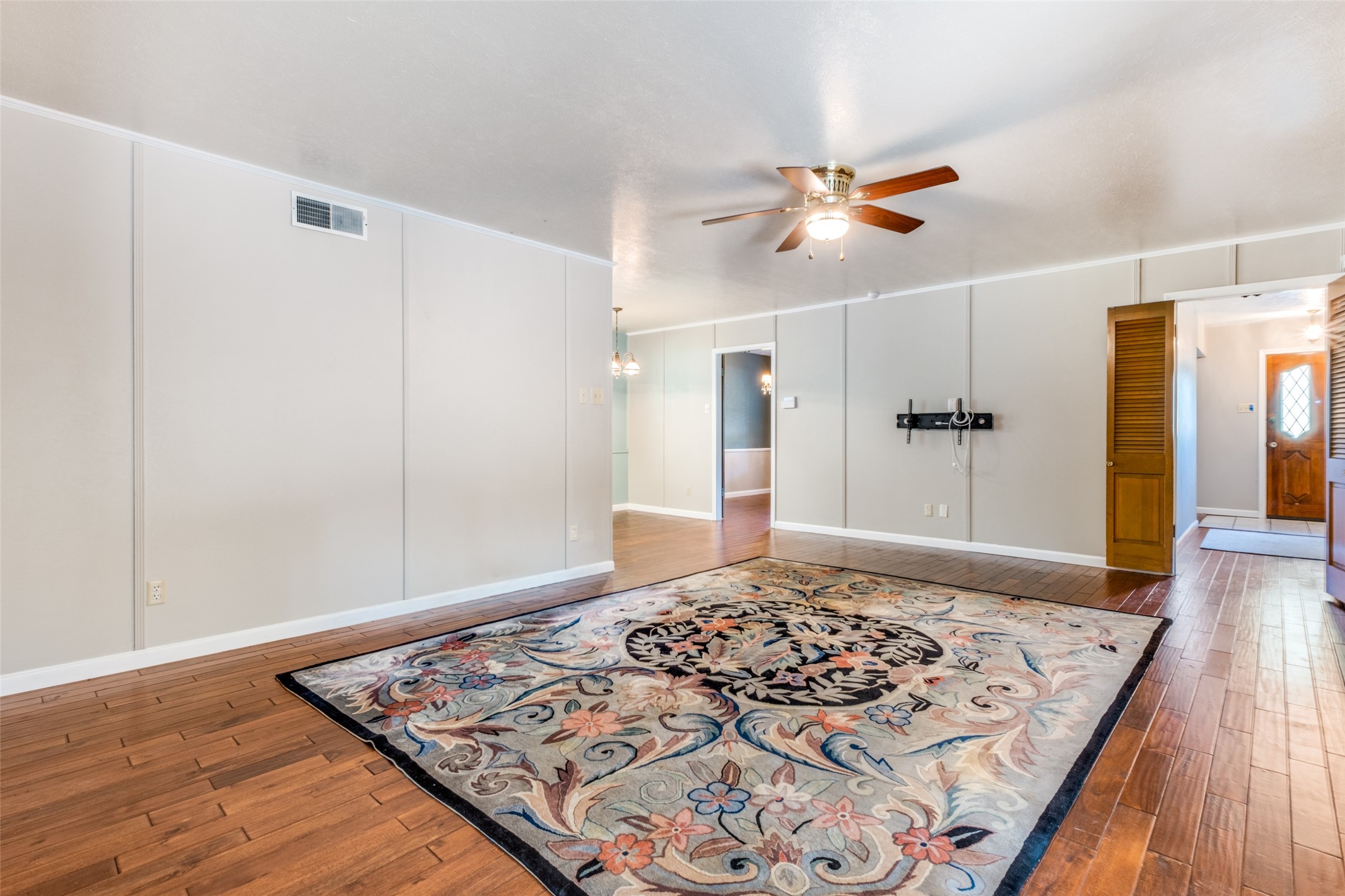 2650 Dorrington Drive Dallas TX 75228
