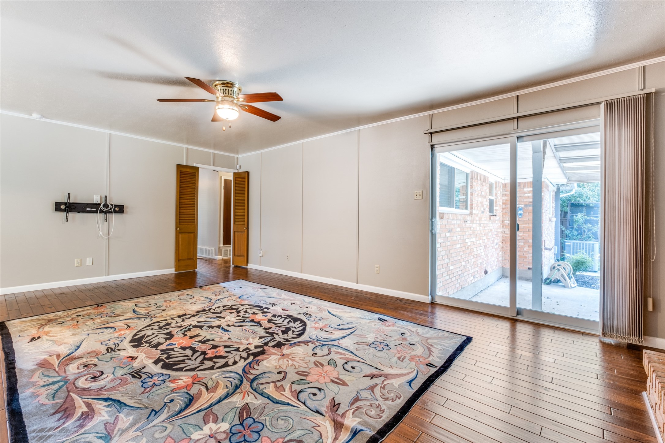 2650 Dorrington Drive Dallas TX 75228