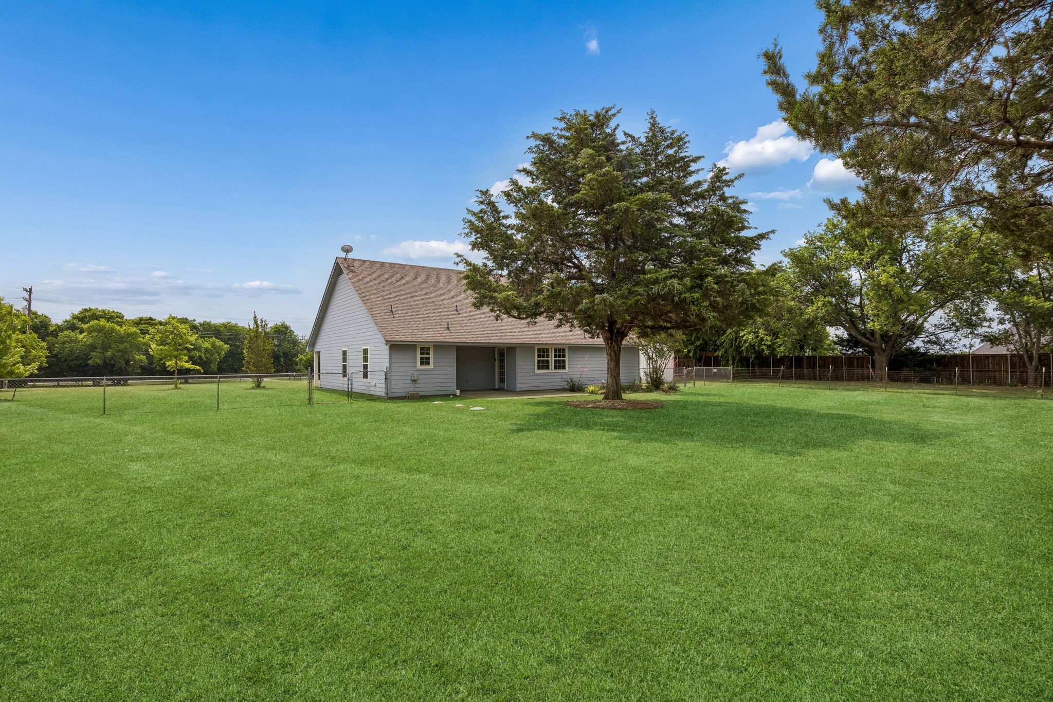 3111 N Walnut Grove Road Midlothian TX 76065