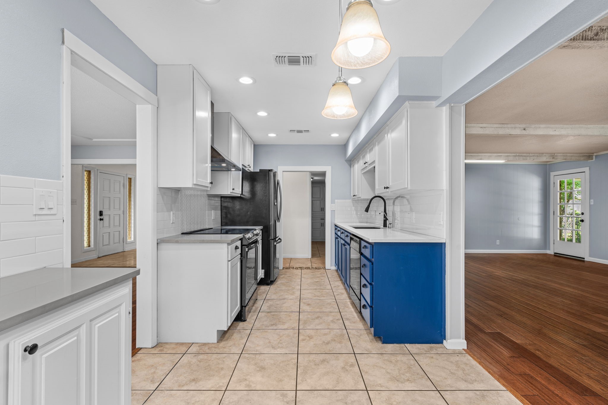 1602 Wagon Wheel Trail Pantego TX 76013