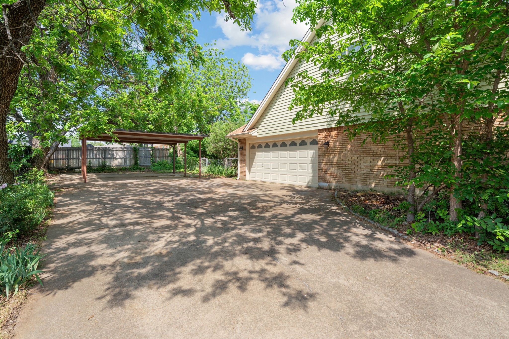 1602 Wagon Wheel Trail Pantego TX 76013