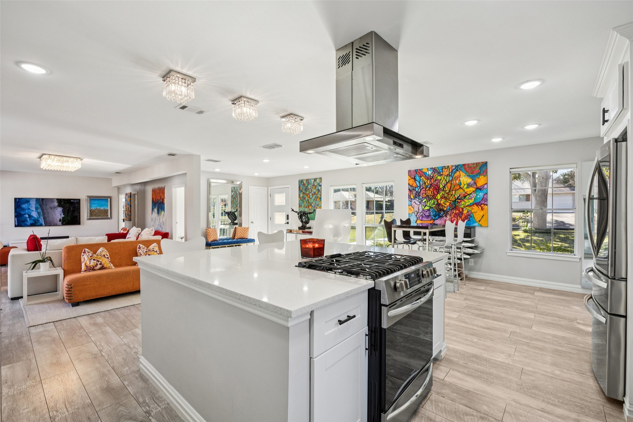 2715 Bonnywood Lane Dallas TX 75233