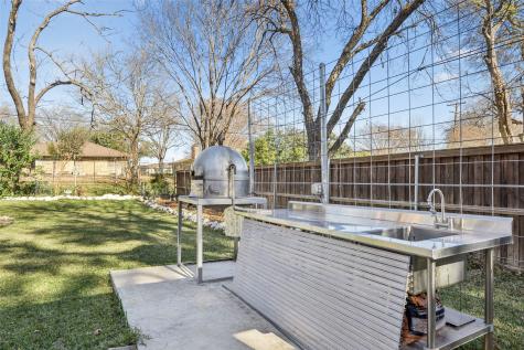 2715 Bonnywood Lane Dallas TX 75233
