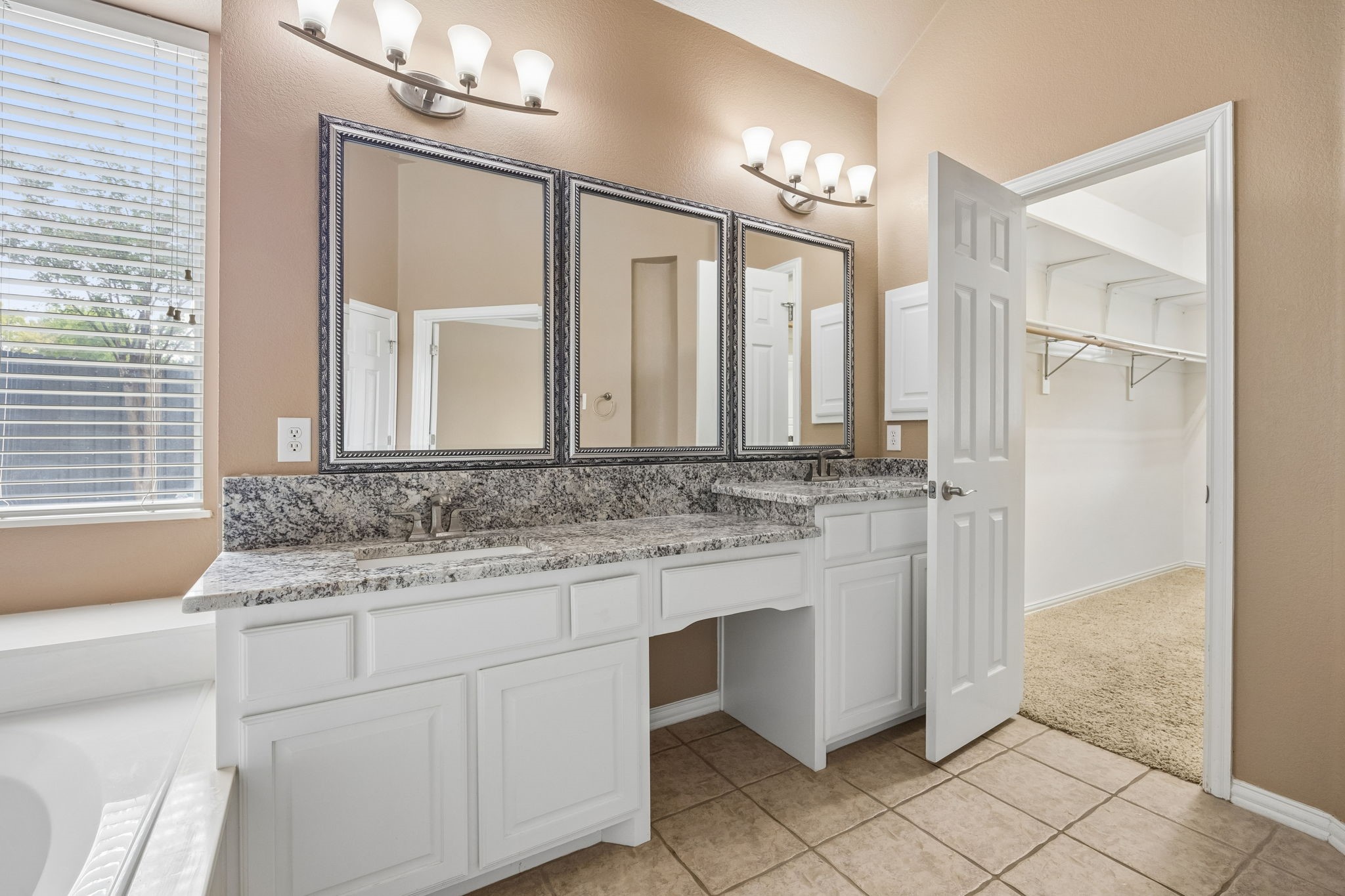 2510 Shorewood Court Rowlett TX 75088