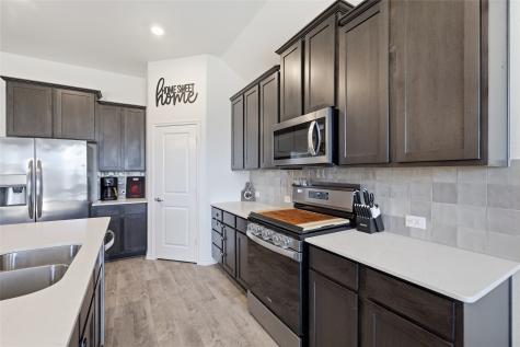 3223 Hunters Glen Drive Aubrey TX 76227
