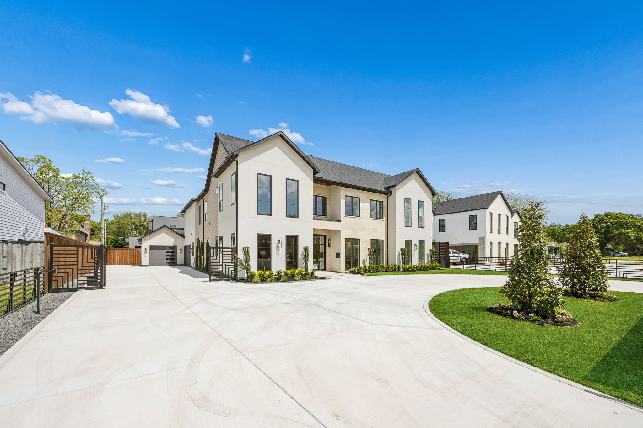 6421 Royal Lane Dallas TX 75230