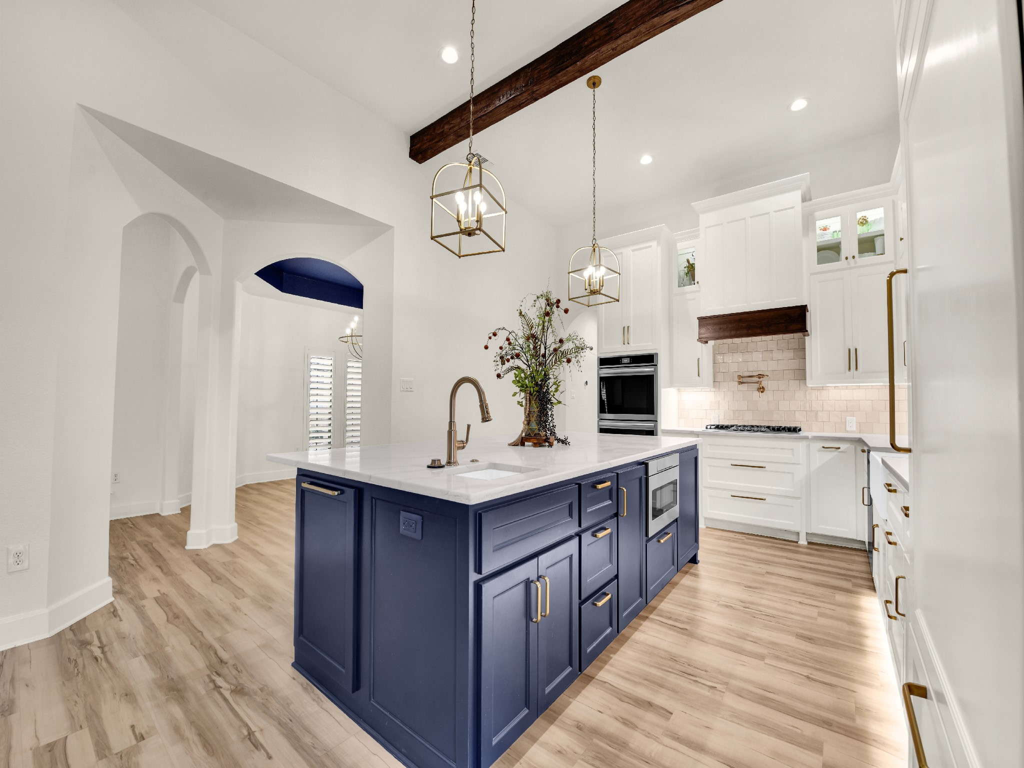 525 S Sugartree Drive Lipan TX 76462