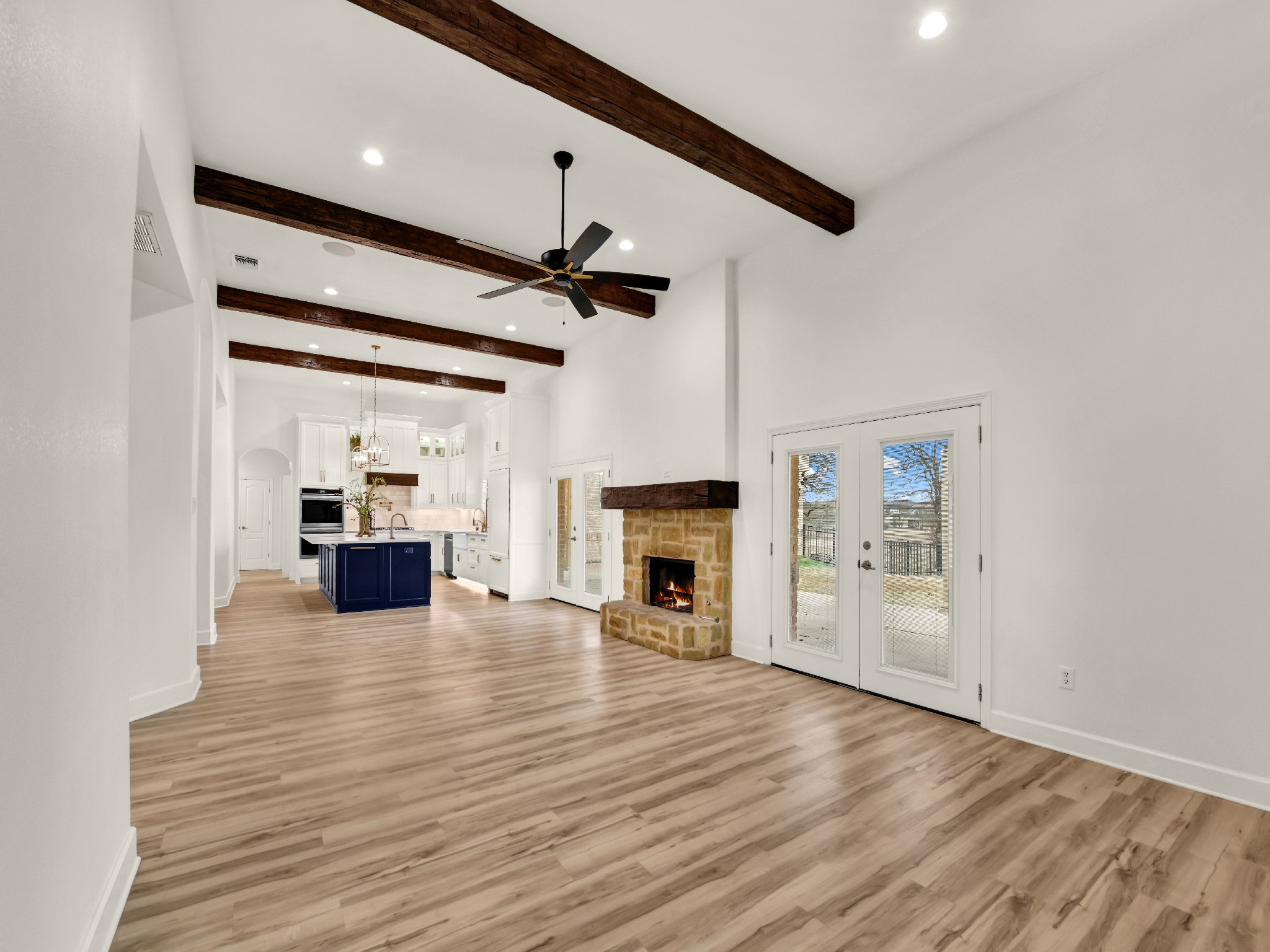 525 S Sugartree Drive Lipan TX 76462
