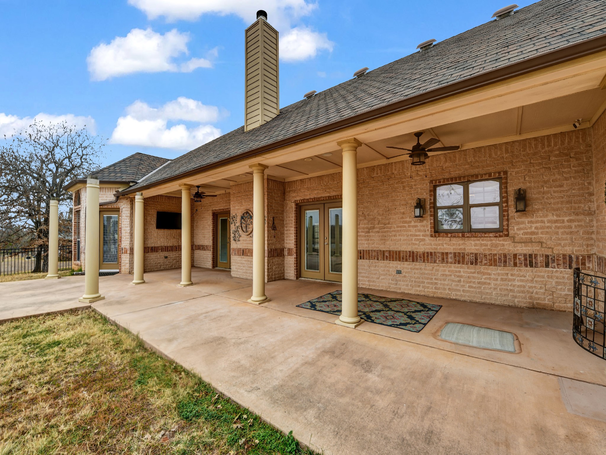 525 S Sugartree Drive Lipan TX 76462