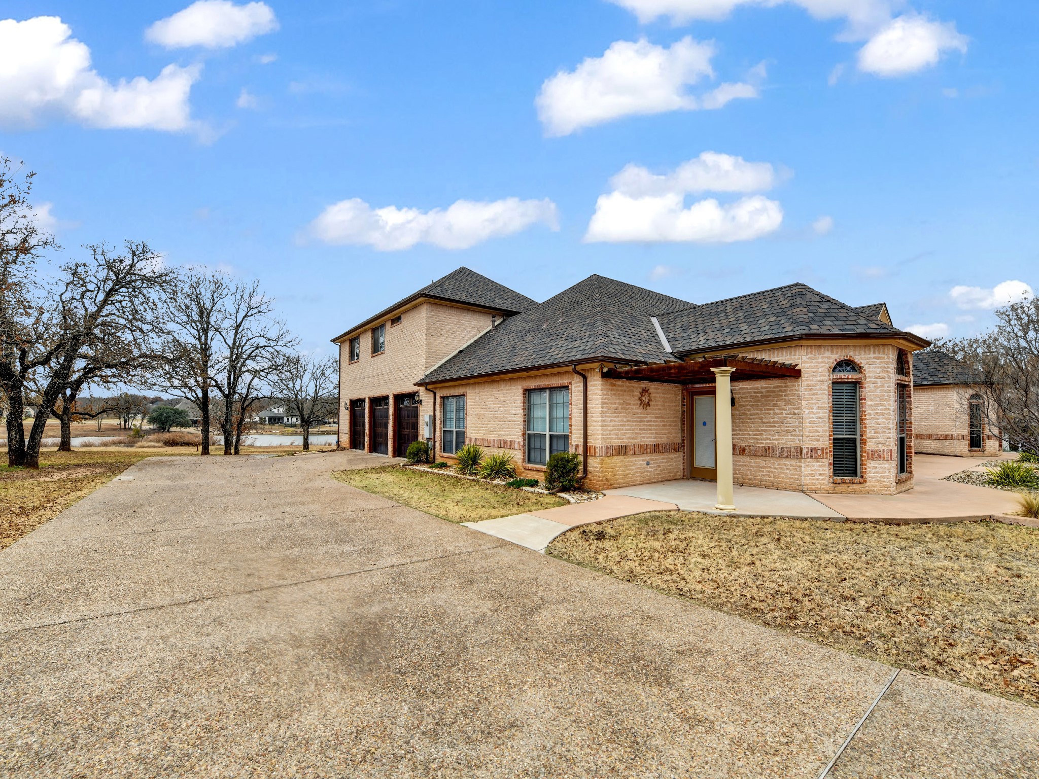 525 S Sugartree Drive Lipan TX 76462