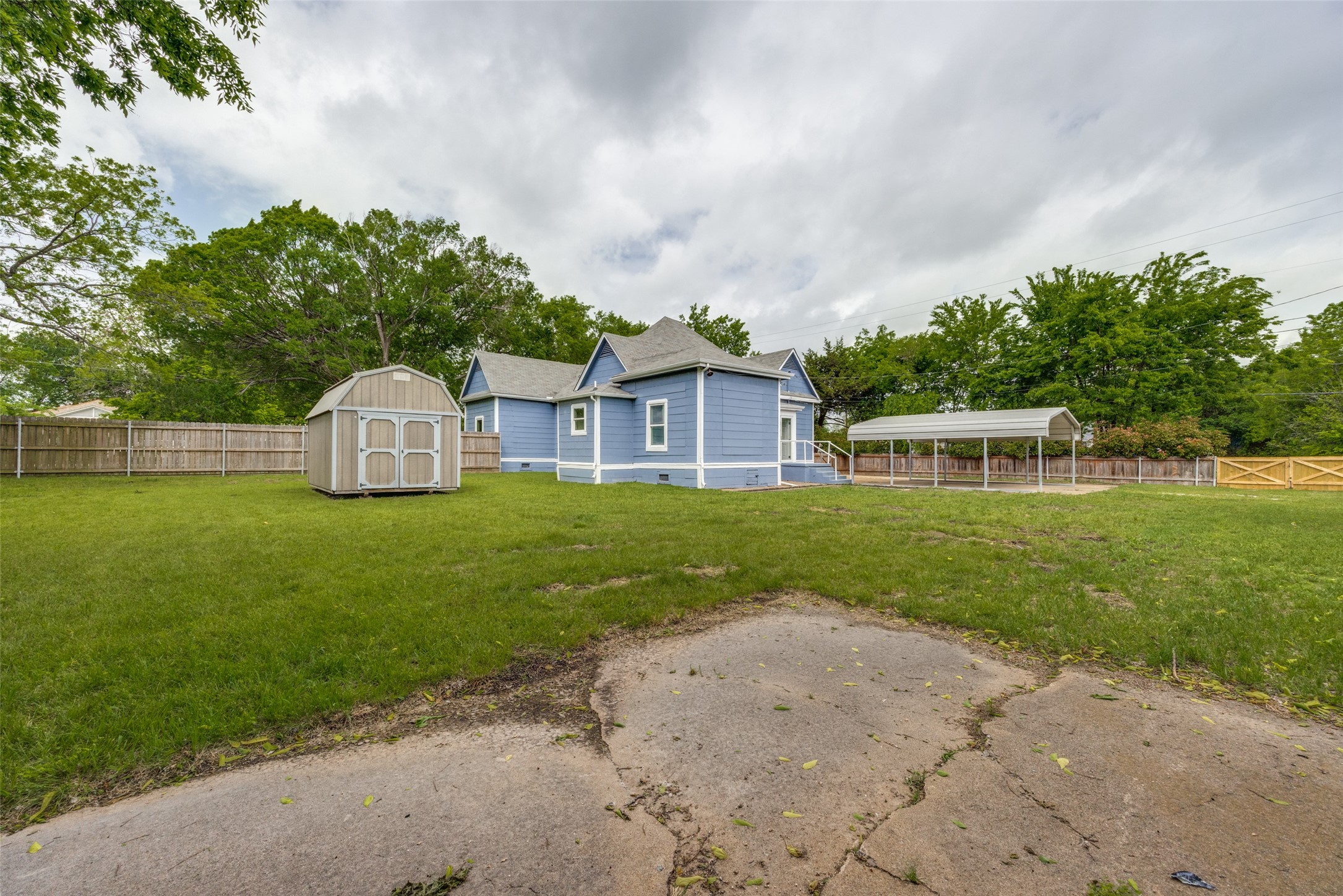 623 N Walnut Street Sherman TX 75090