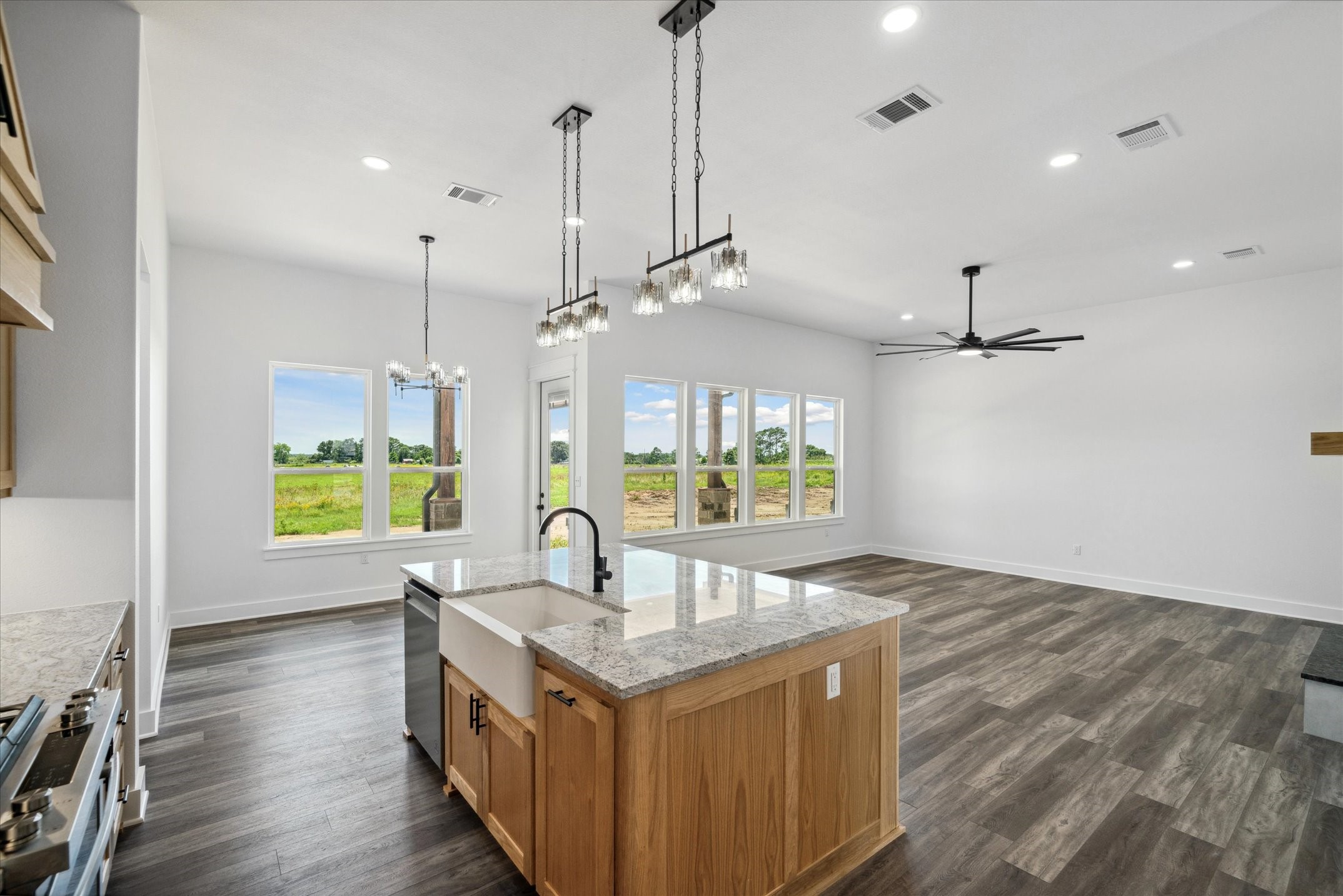 965 Vz County Road 2141 Canton TX 75103