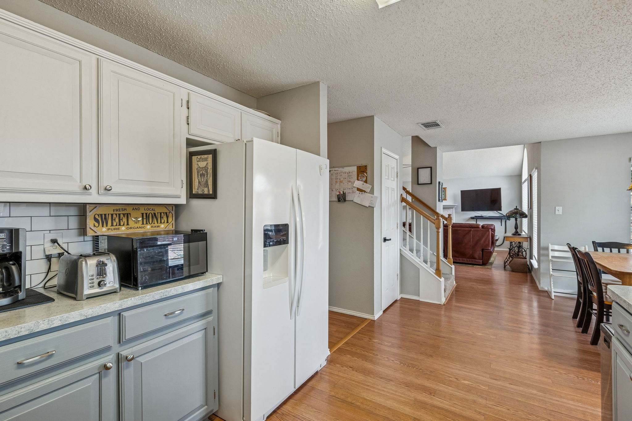 1945 Helen Lane Lewisville TX 75067