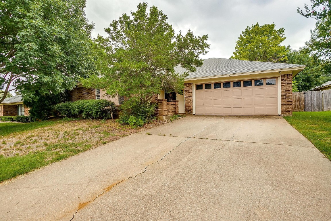 220 NE Shady Oaks Drive Burleson TX 76028