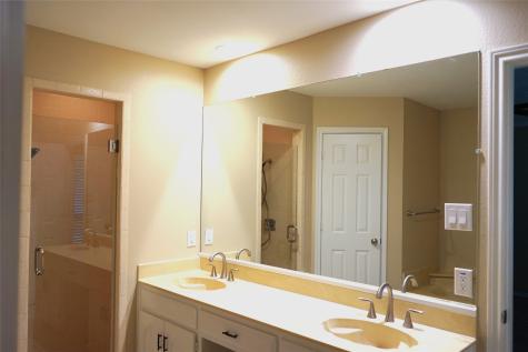 3221 Elkhart Court Arlington TX 76016