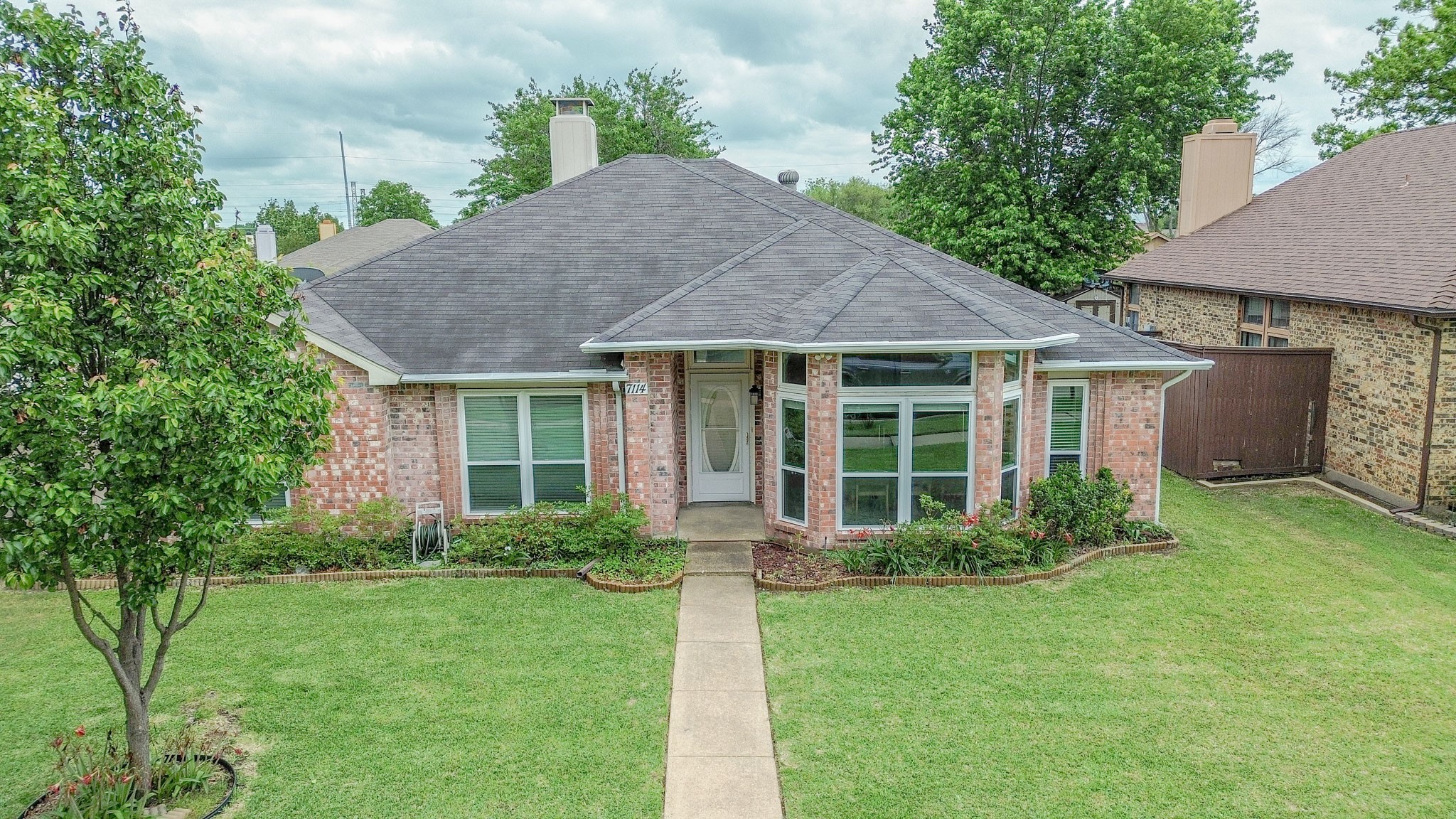7114 Lo Chalmers Lane Garland TX 75043