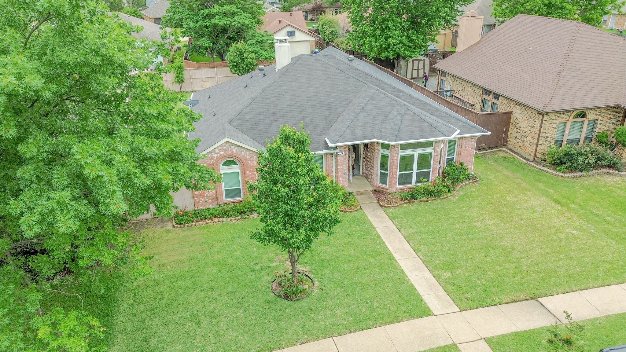 7114 Lo Chalmers Lane Garland TX 75043
