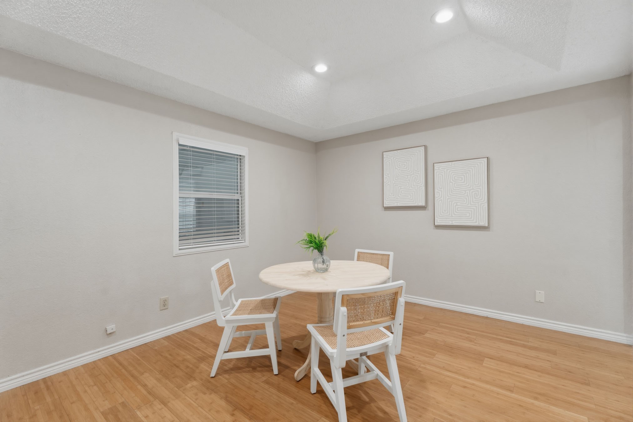 7114 Lo Chalmers Lane Garland TX 75043