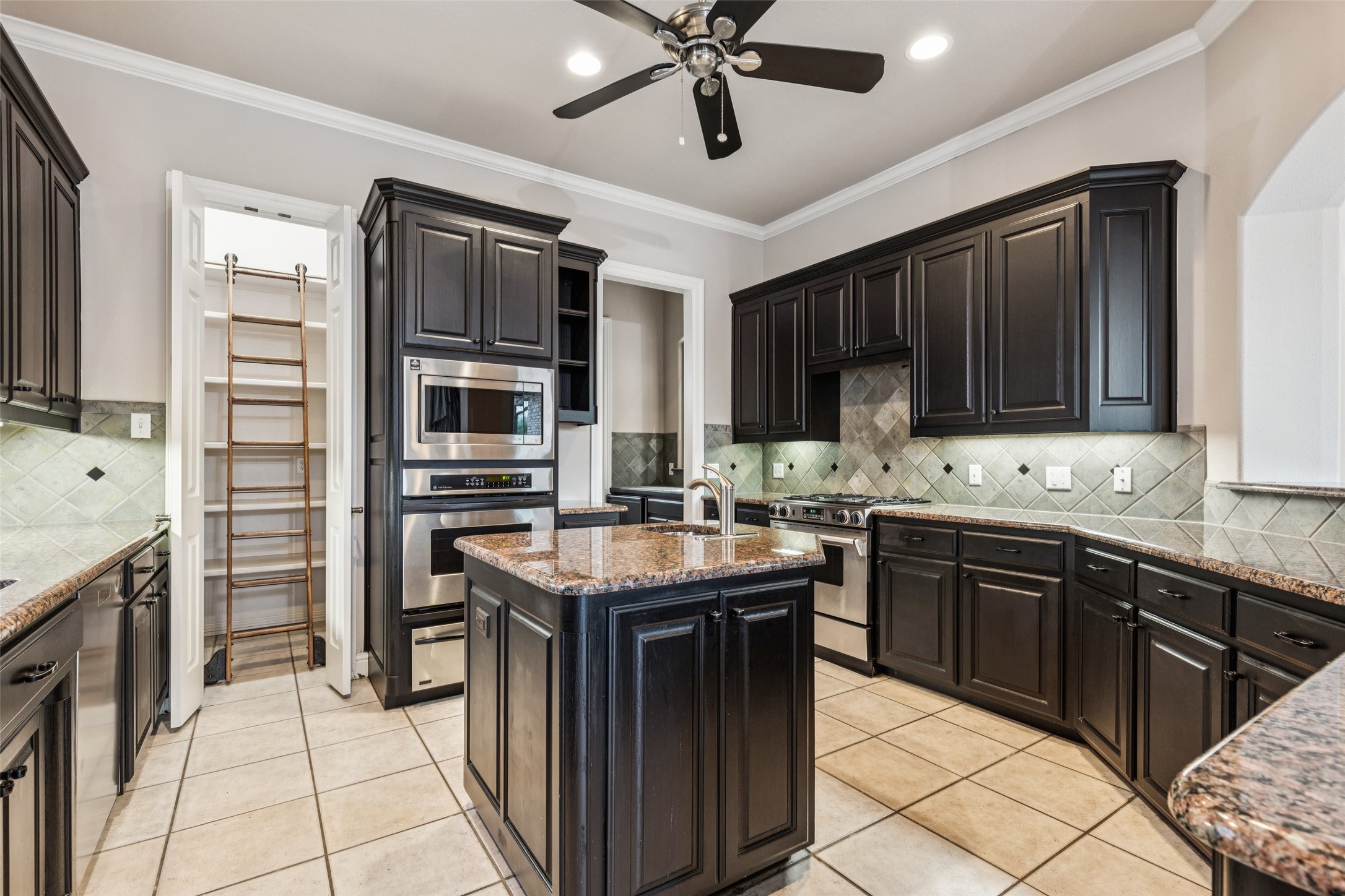 6308 Estates Lane Fort Worth TX 76137