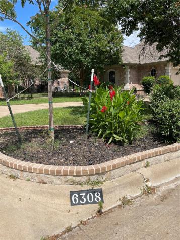 6308 Estates Lane Fort Worth TX 76137