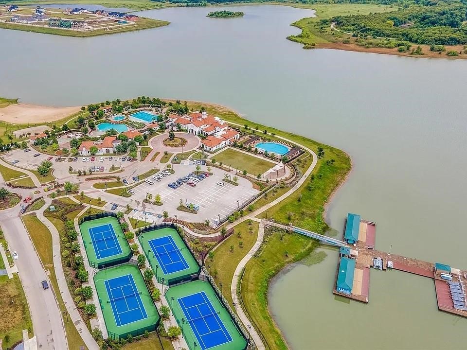 4325 Smokey Quartz Lane Arlington TX 76005