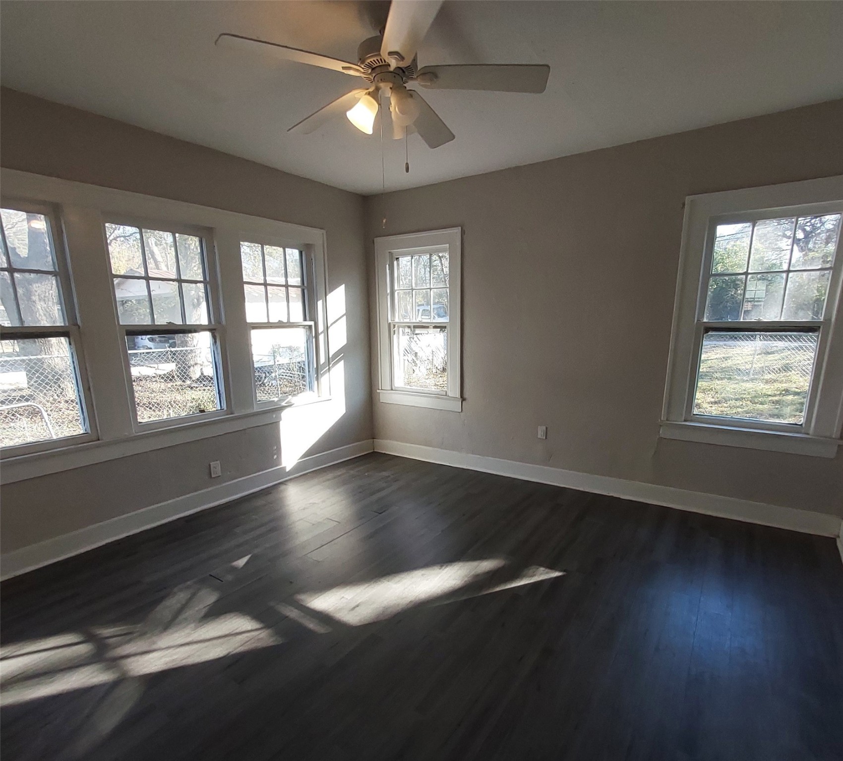 1222 W Morton Street Denison TX 75020