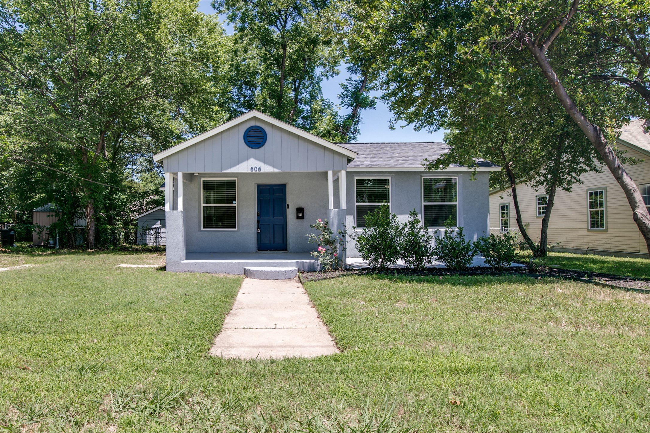 606 W High Street Terrell TX 75160