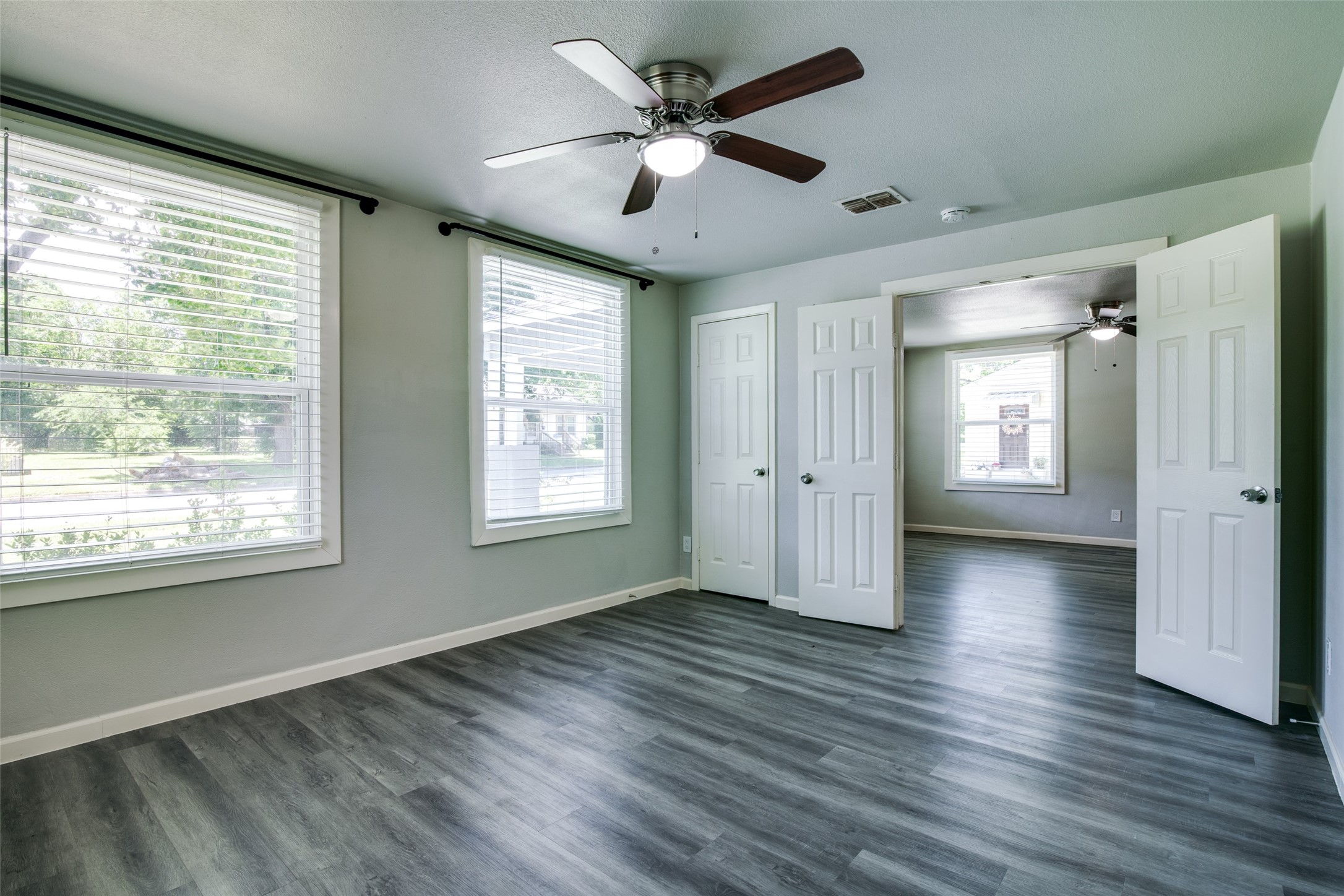 606 W High Street Terrell TX 75160