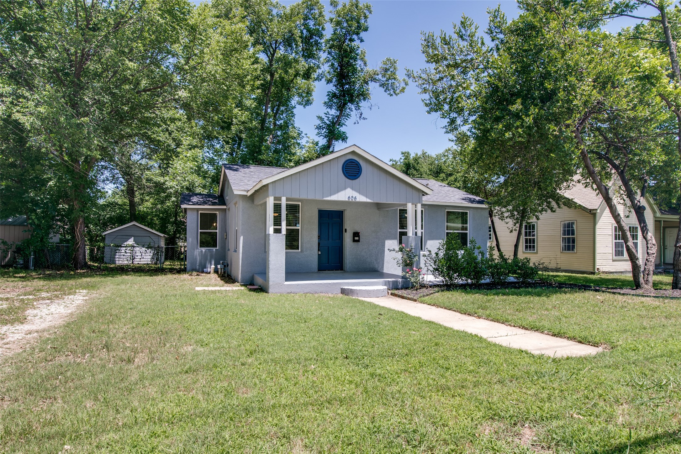 606 W High Street Terrell TX 75160