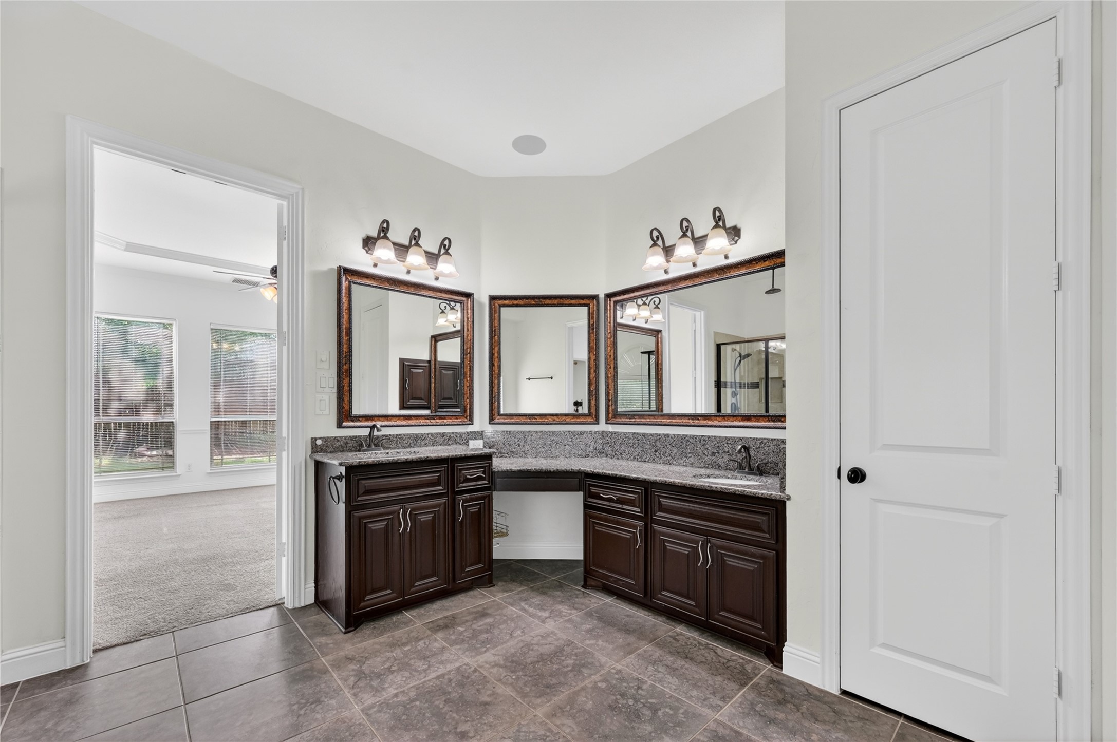 1009 Spinks Court Flower Mound TX 75028