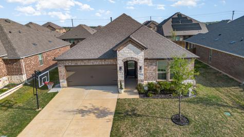 10817 Klondike Lane Aubrey TX 76227