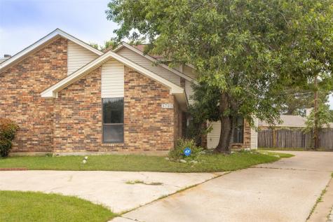 5725 Bramblewood Court Arlington TX 76017
