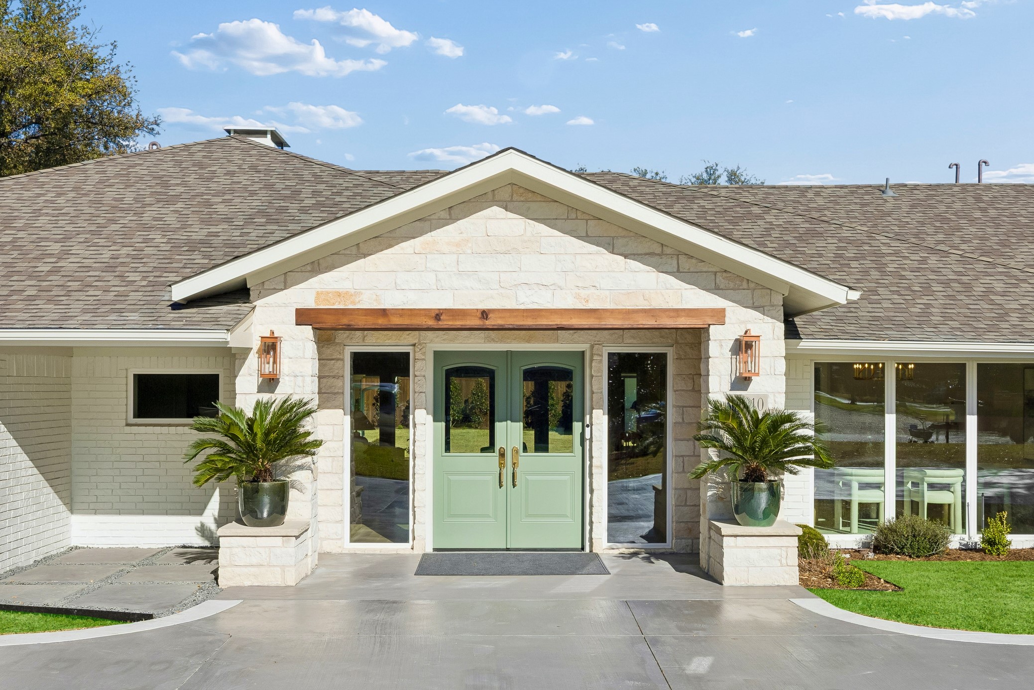 11010 Russwood Circle Dallas TX 75229