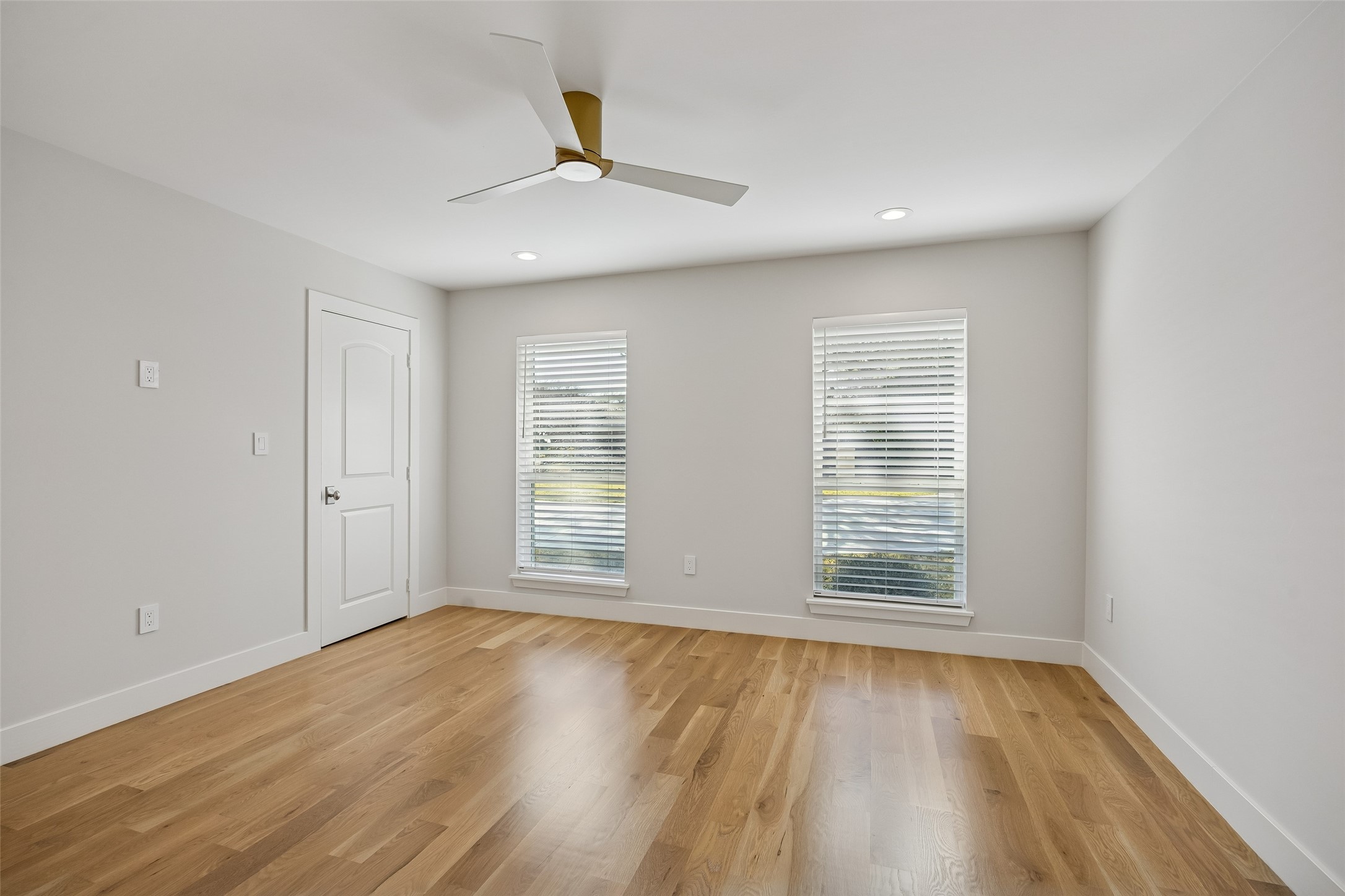 11010 Russwood Circle Dallas TX 75229
