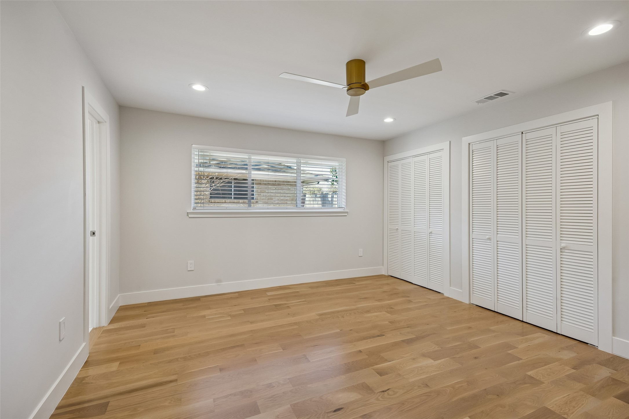 11010 Russwood Circle Dallas TX 75229