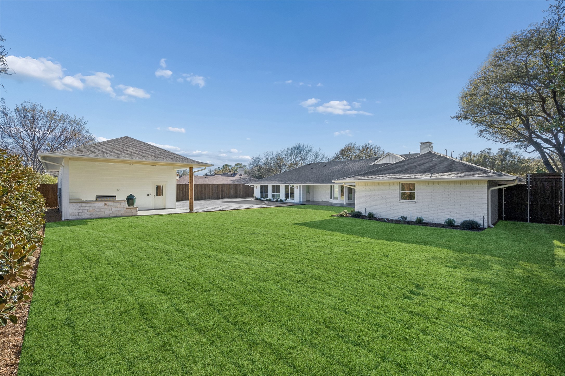 11010 Russwood Circle Dallas TX 75229