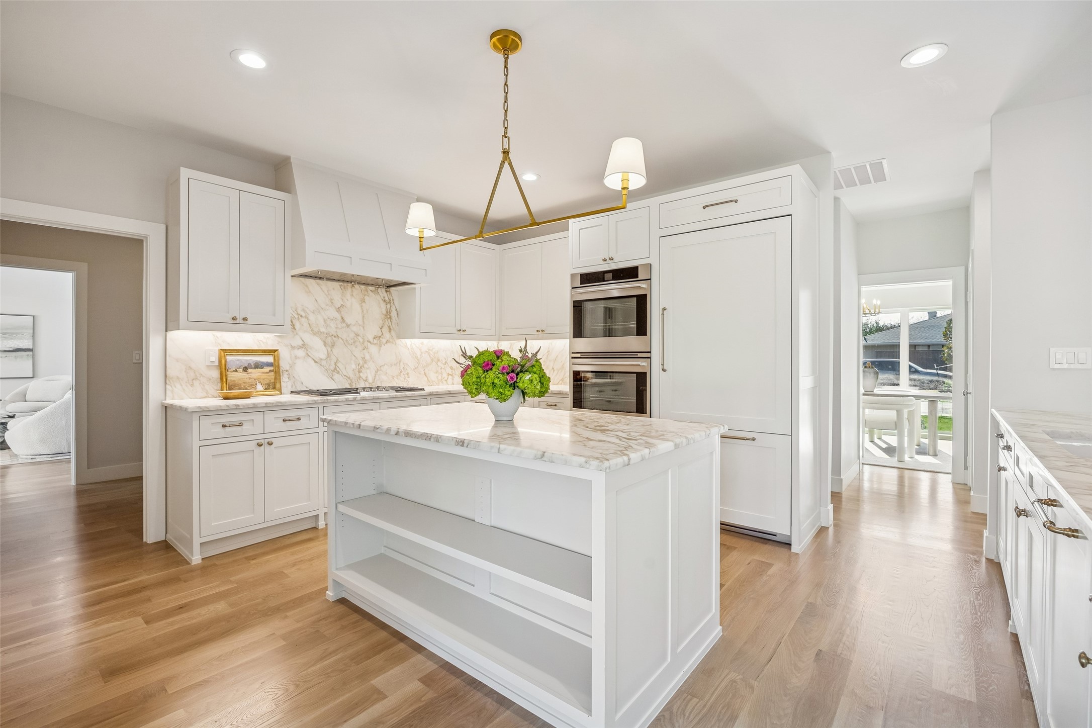 11010 Russwood Circle Dallas TX 75229