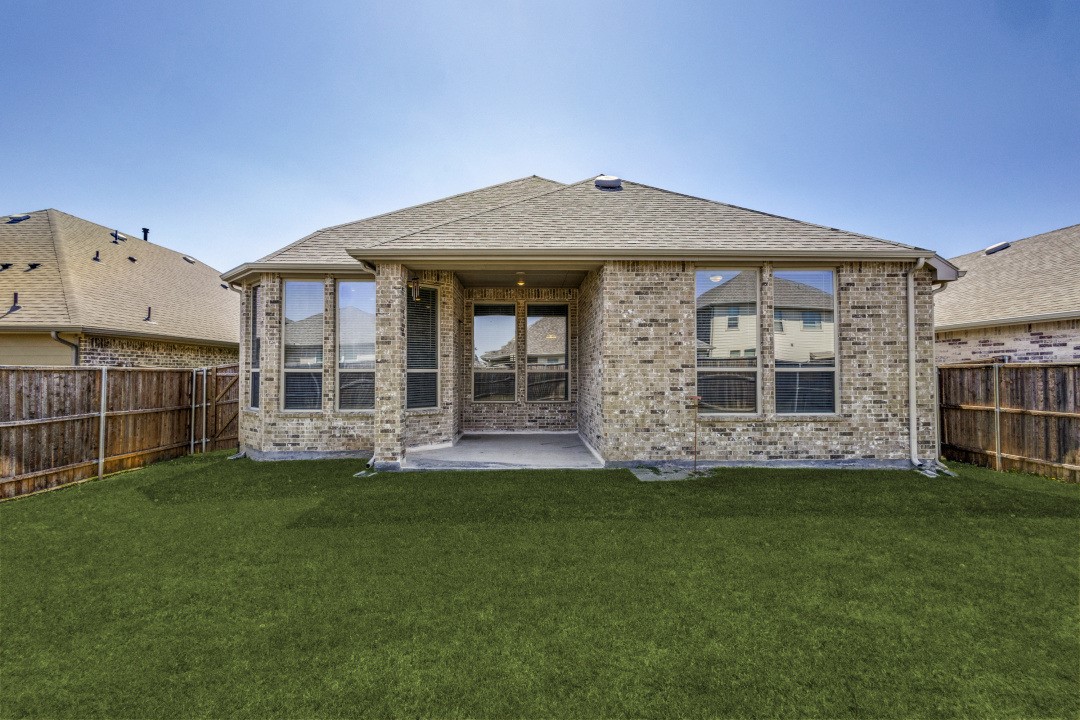 1921 Campground Way Aubrey TX 76227