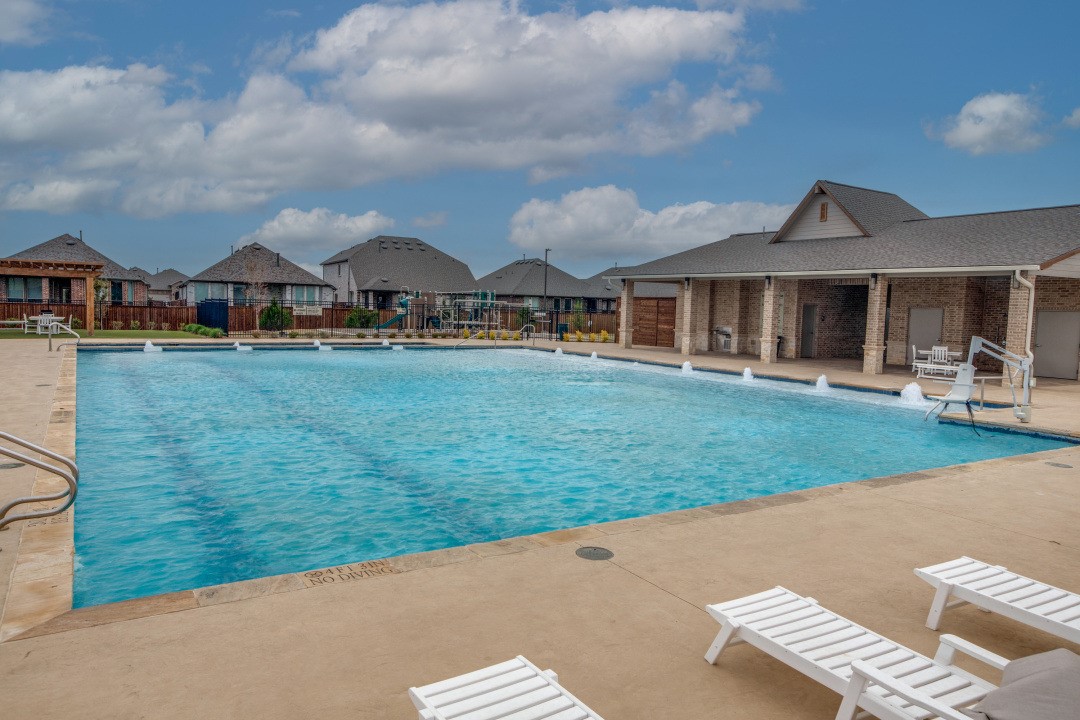 1921 Campground Way Aubrey TX 76227