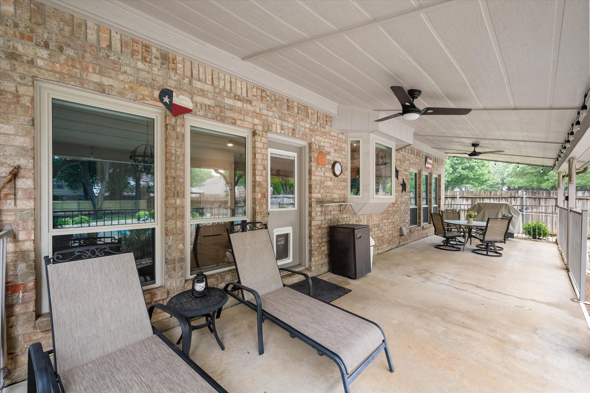 1817 Altacrest Drive Grapevine TX 76051