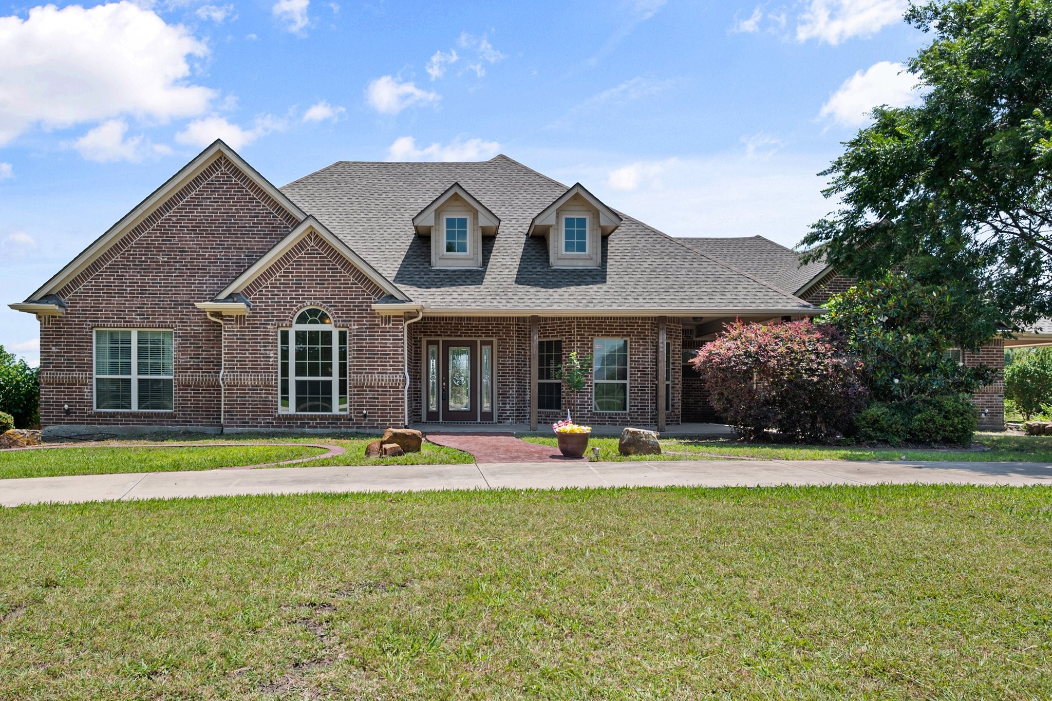 104 Spring Creek Drive Waxahachie TX 75165