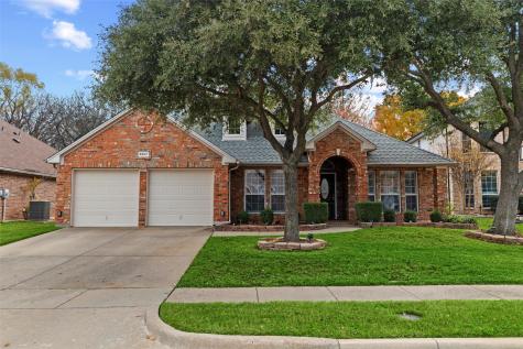 5867 Grayco Drive Grand Prairie TX 75052