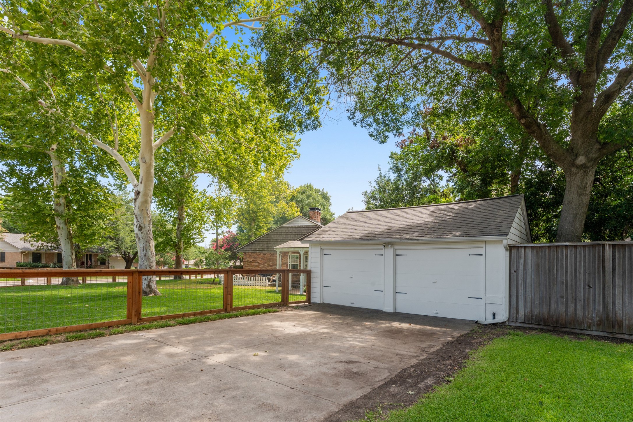 6639 Santa Anita Drive Dallas TX 75214