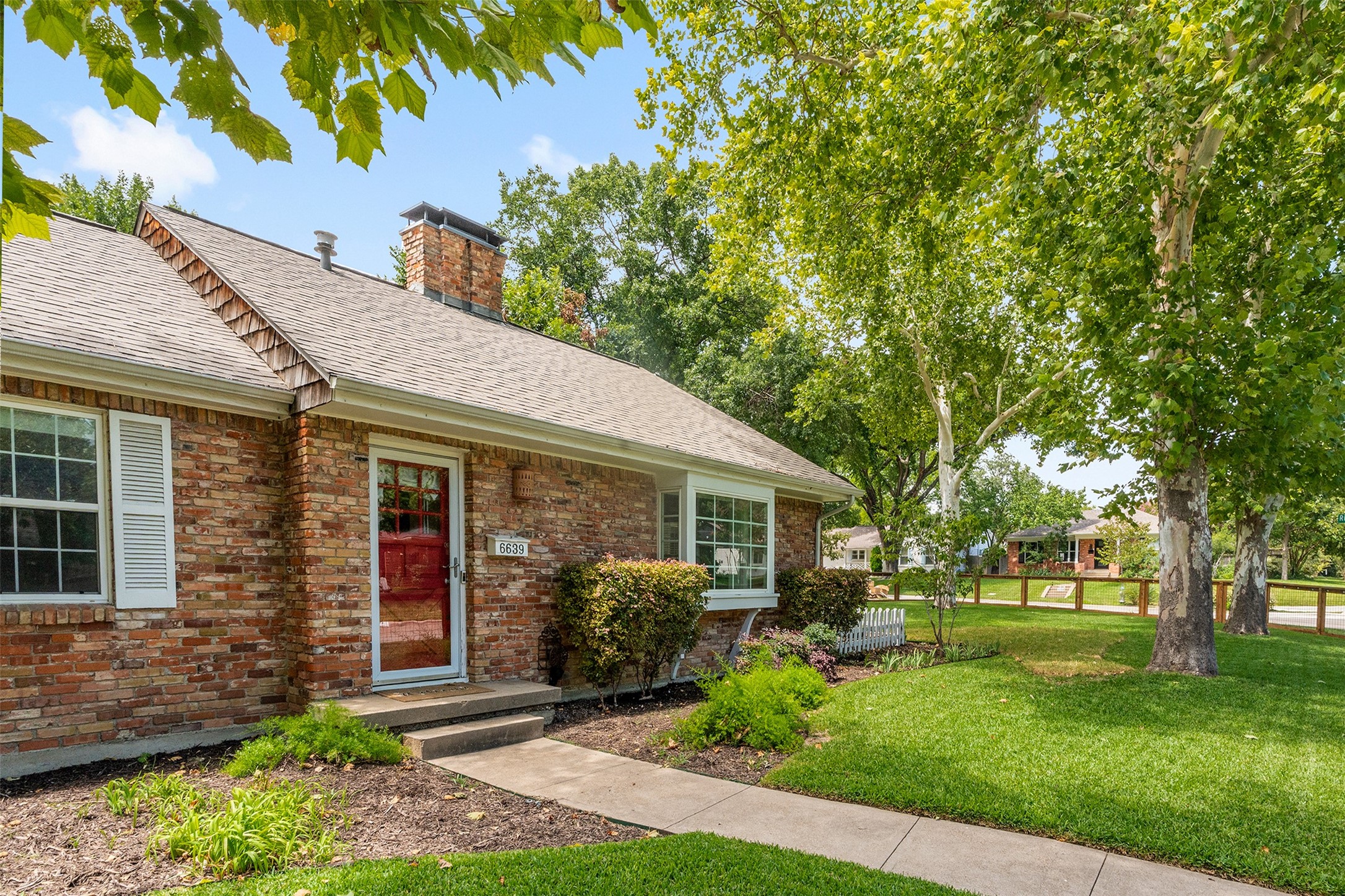 6639 Santa Anita Drive Dallas TX 75214